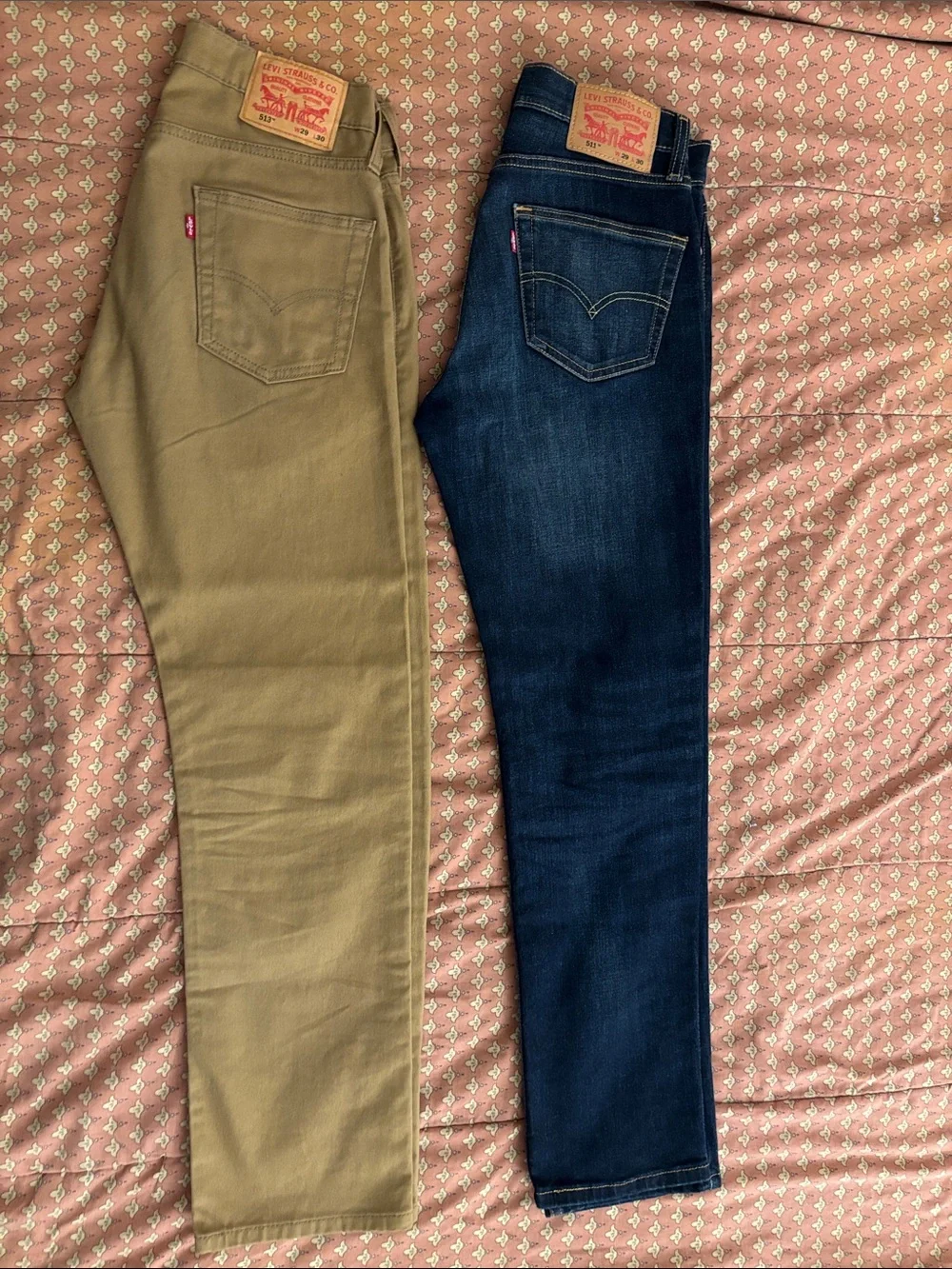511 & 513 Levi's Slim Straight Jeans in Dark Blue Denim and Khaki Size 29x30